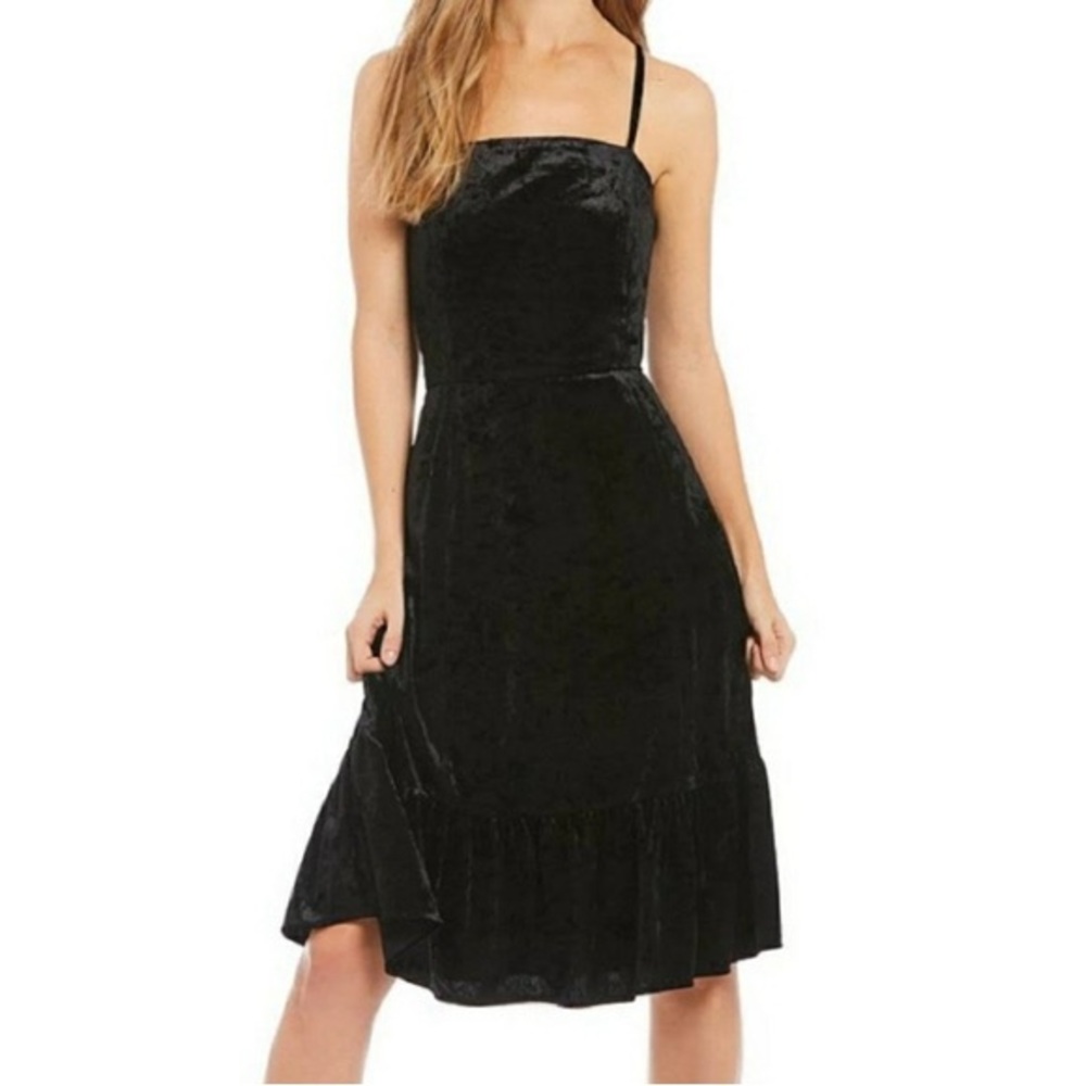 NWT Mo:Vint Chic Black Velvet Midi Dress Size S